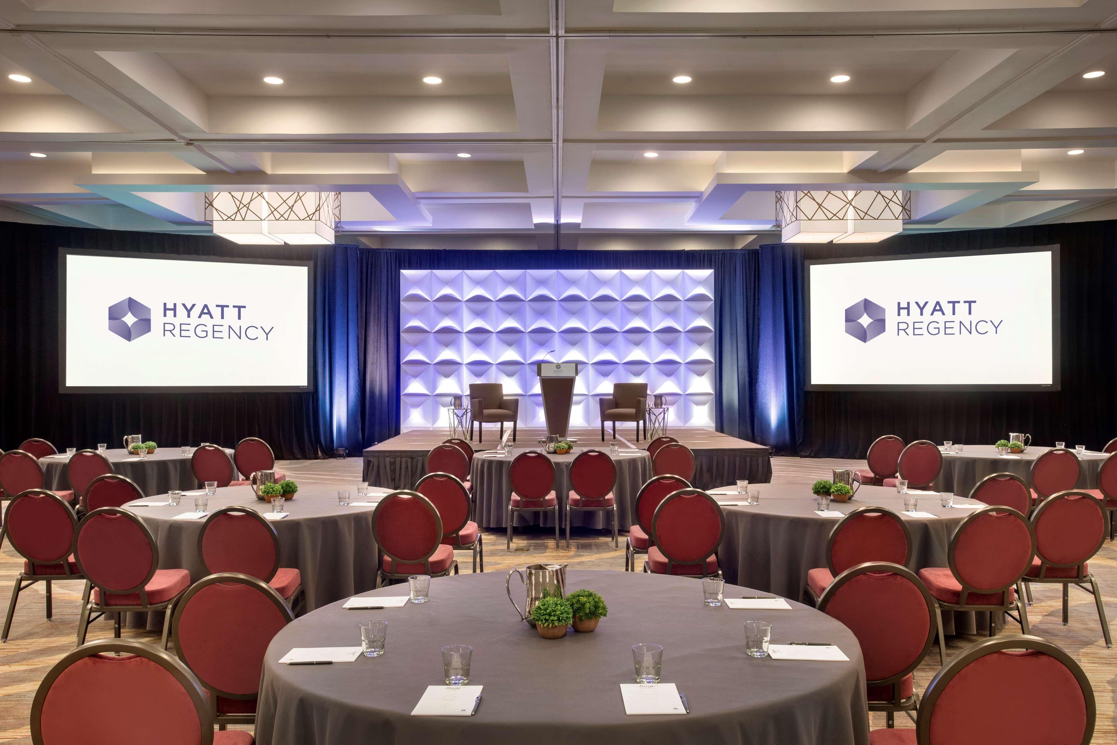Hyatt Regency Луисвил Екстериор снимка